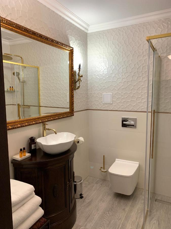 Apartament Palacowy Polonia Z Miejscem Parkingowym วูดช์ ภายนอก รูปภาพ